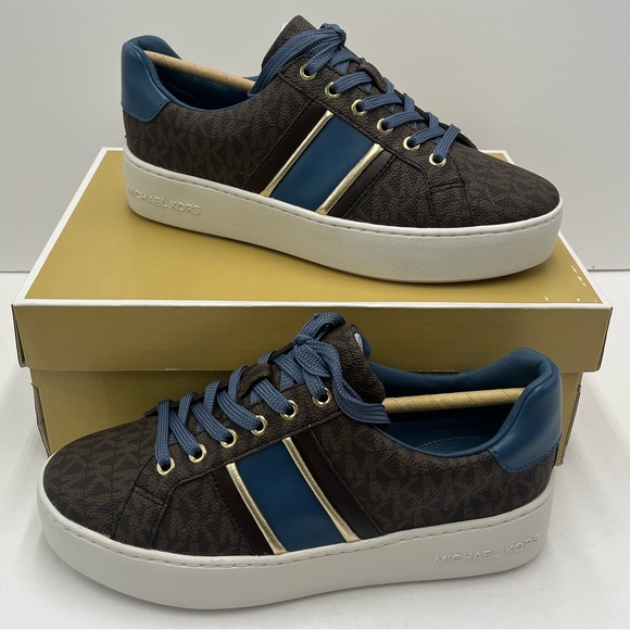 💙 MICHAEL KORS 💙 Poppy stripe lace up sneakers. - Picture 2 of 9